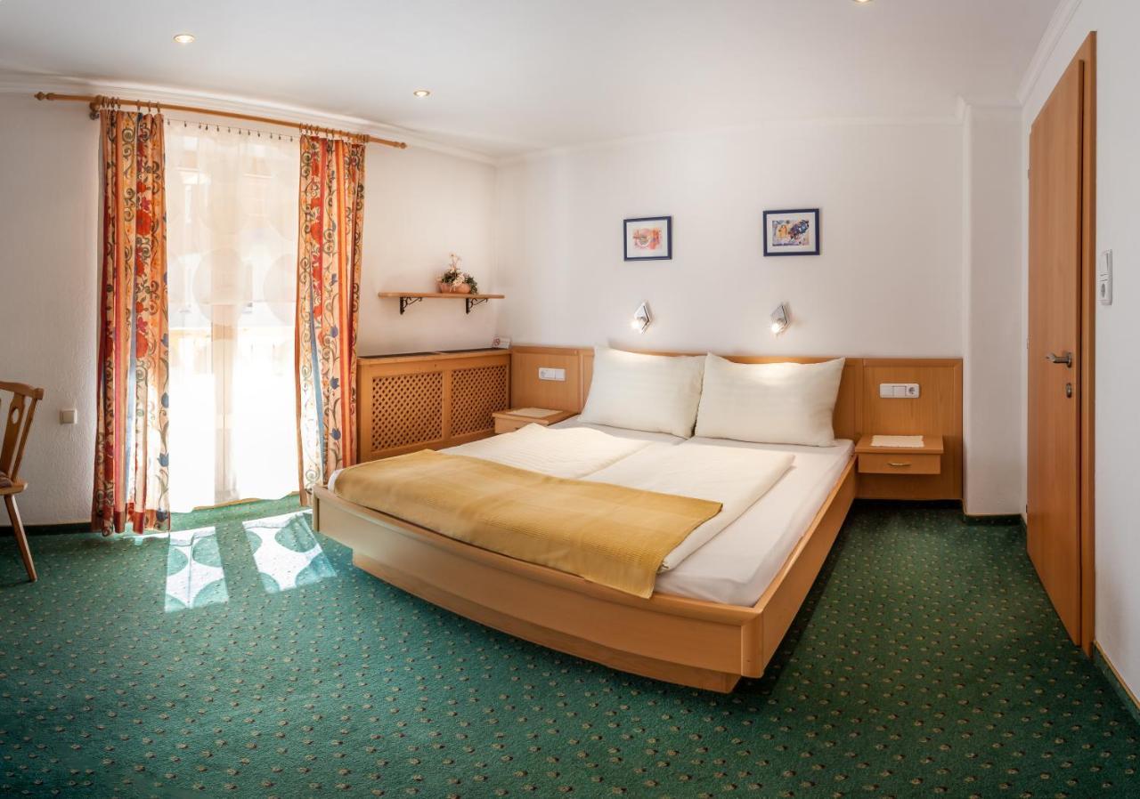 Double Room,1479658428:JPEG