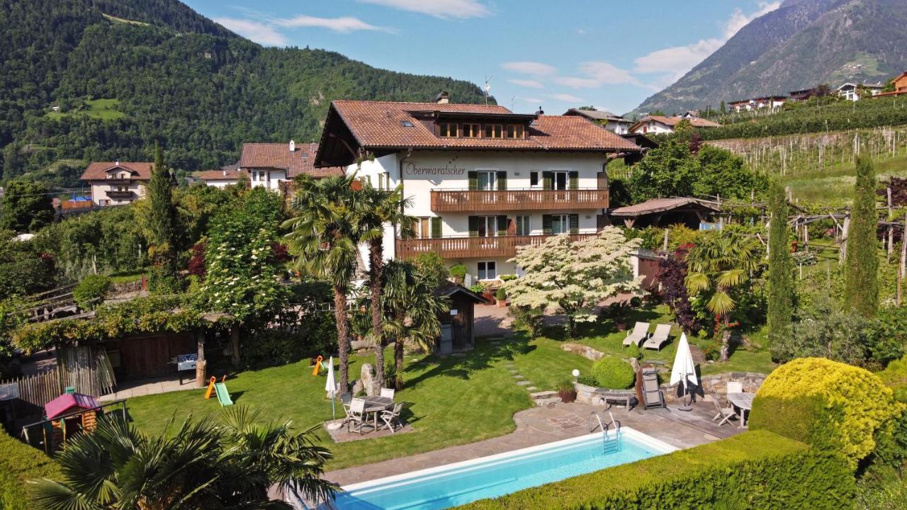 Apartment mit Poolblick