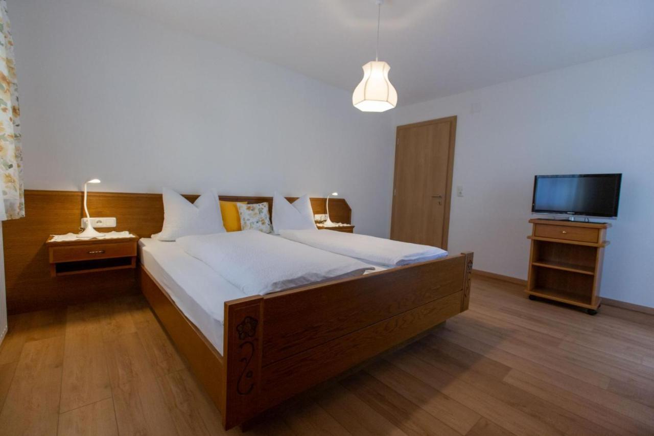 Apartment mit Balkon