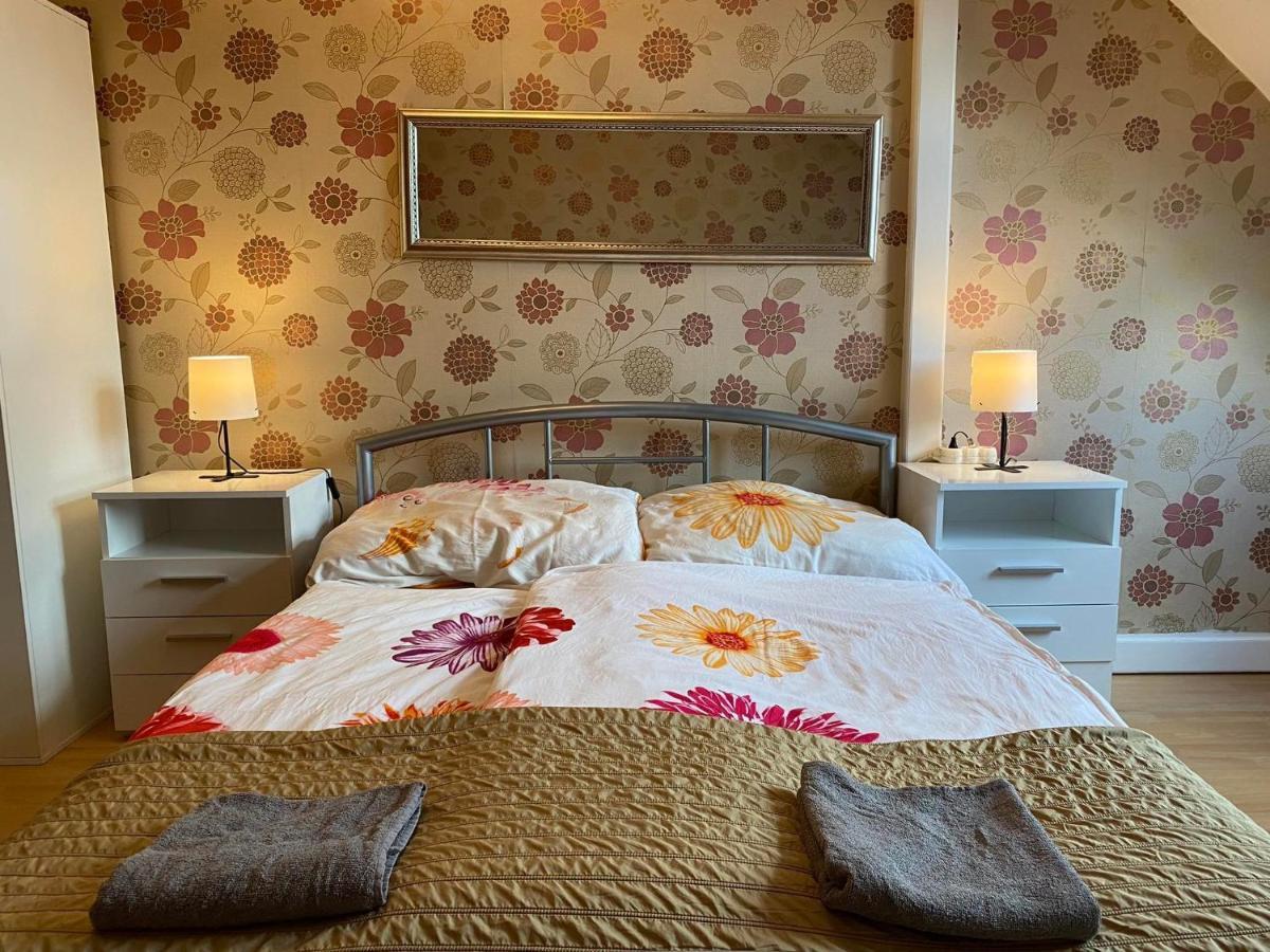 Budget Double Room,1480197926:JPEG