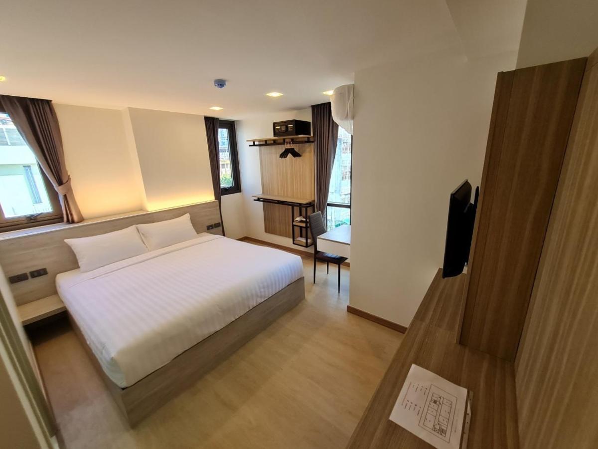 Deluxe Double Room with Shower,1480356875:JPEG