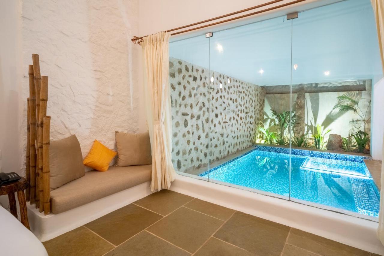 Suite with Private Pool