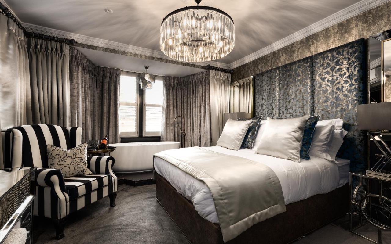 Deluxe Double Room with Bath