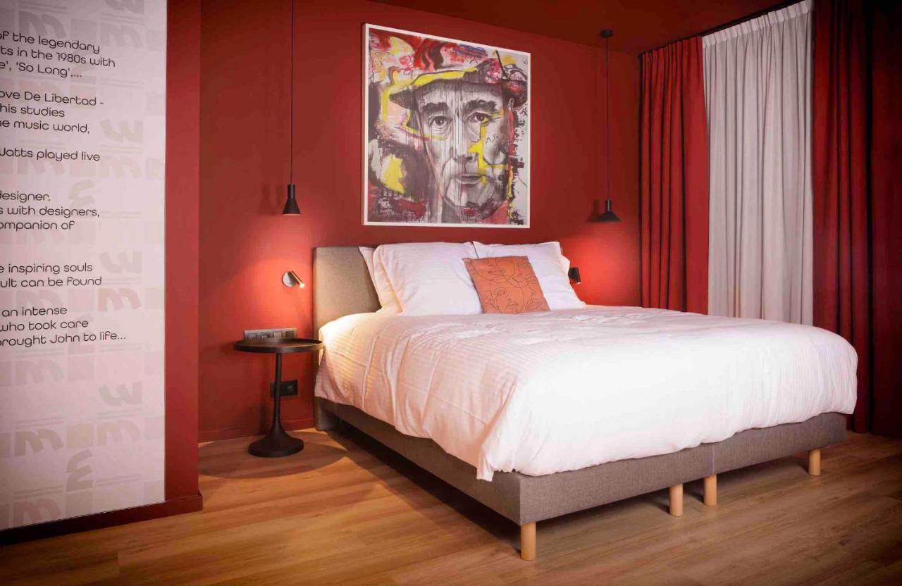 Double Room,1480340882:JPEG