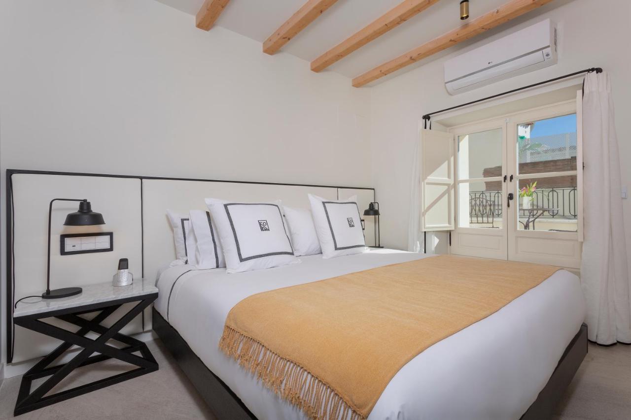 Suite with Balcony,1480350932:JPEG
