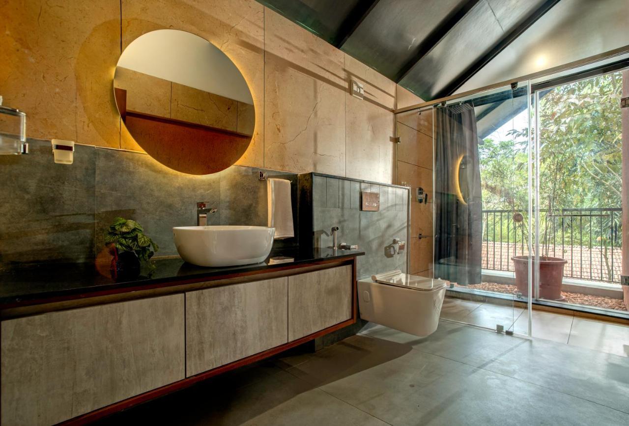 King Room with Balcony
