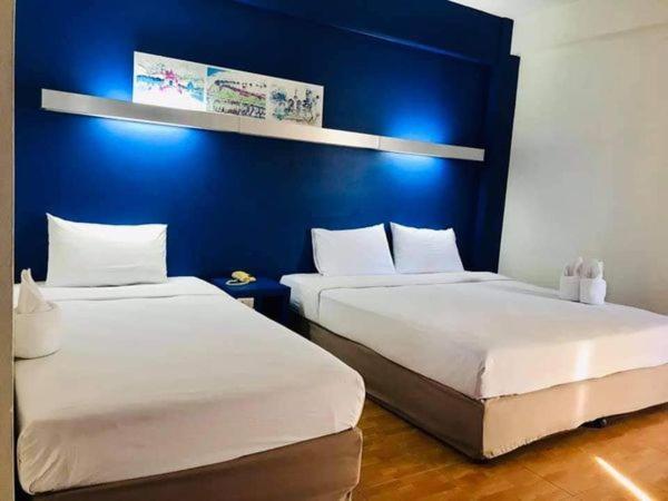 Deluxe Double Room (2 Adults + 1 Child)