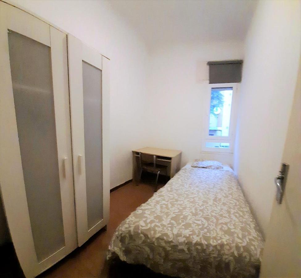 Economy Single Room