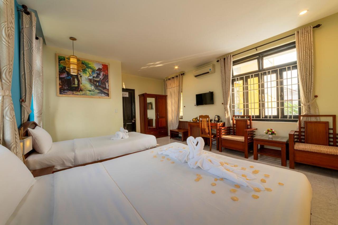 Twin Room with Balcony