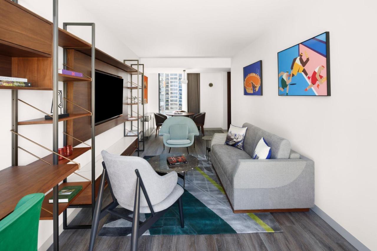 One-Bedroom King Suite City View