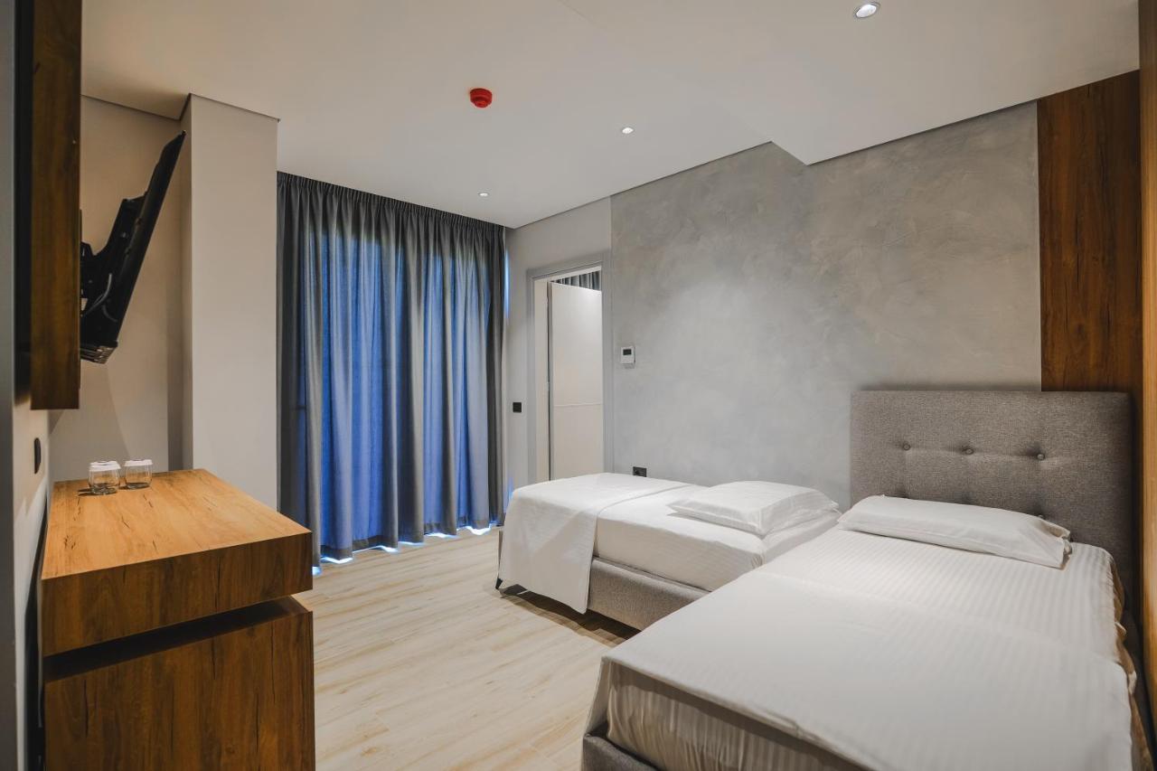 Family Suite,1558866745:JPEG
