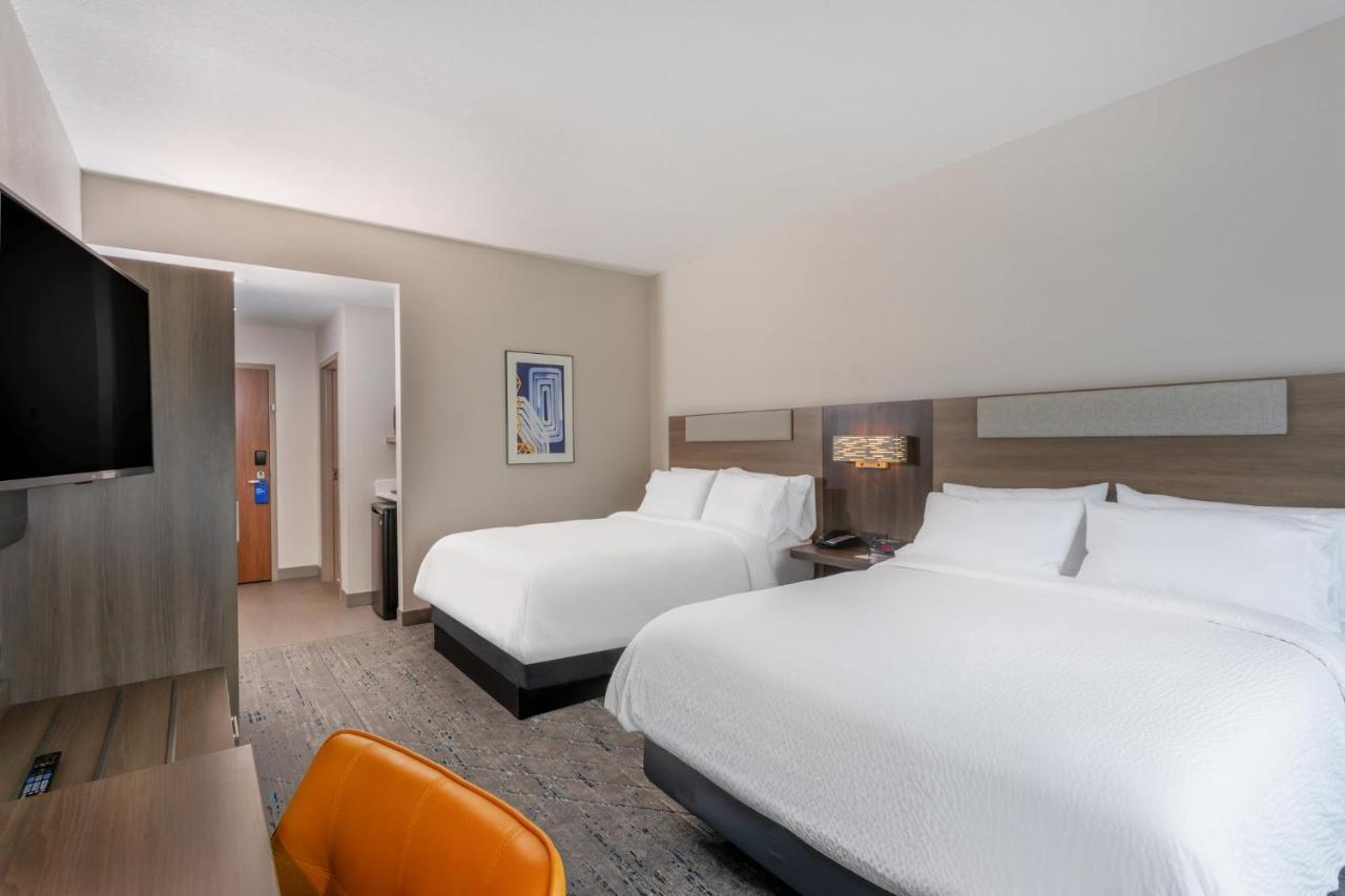 Standard Room Two Queen Beds
