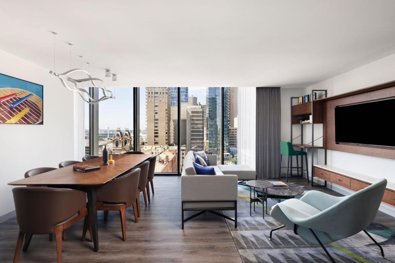 Two-Bedroom Suite Parliament City View