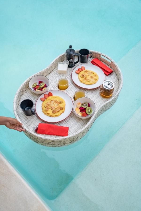 Chambre Double - Vue sur Piscine