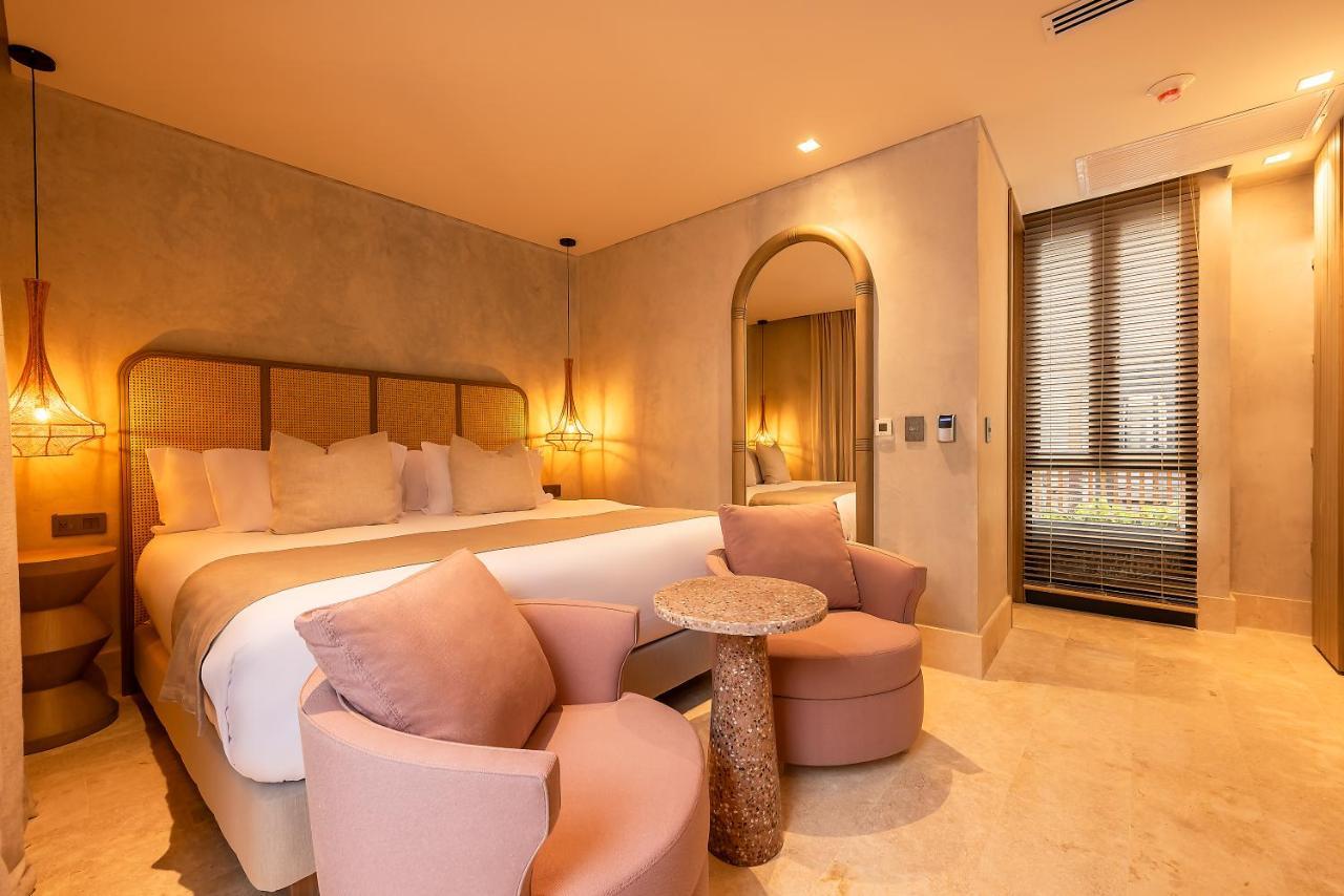 Deluxe Room,1482415811:JPEG