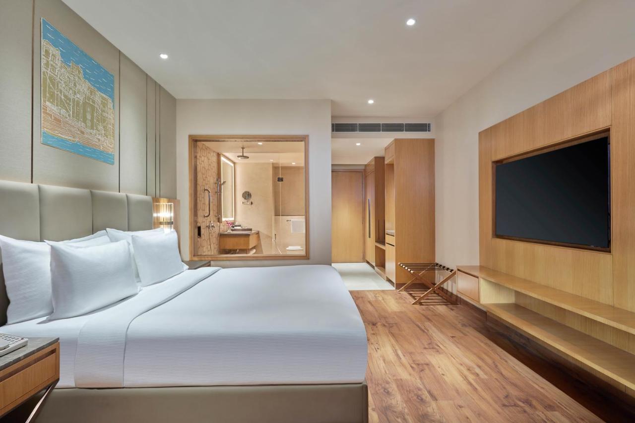 Premium King Room,1483306199:JPEG