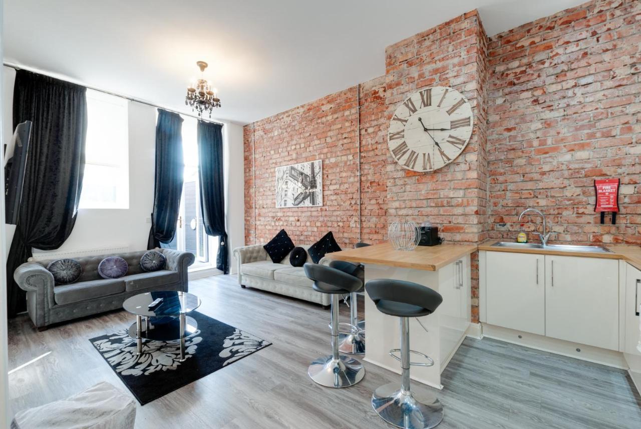 Apartment with Terrace