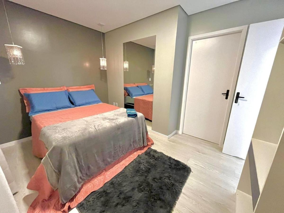 Chambre Double avec Toilettes Communes