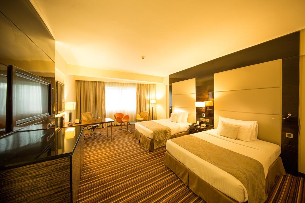 Deluxe Twin Smoking Room Two Double Beds