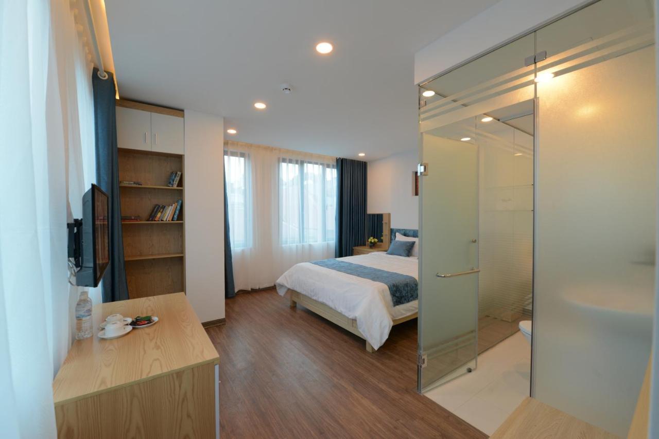 Deluxe Double or Twin Room with City View