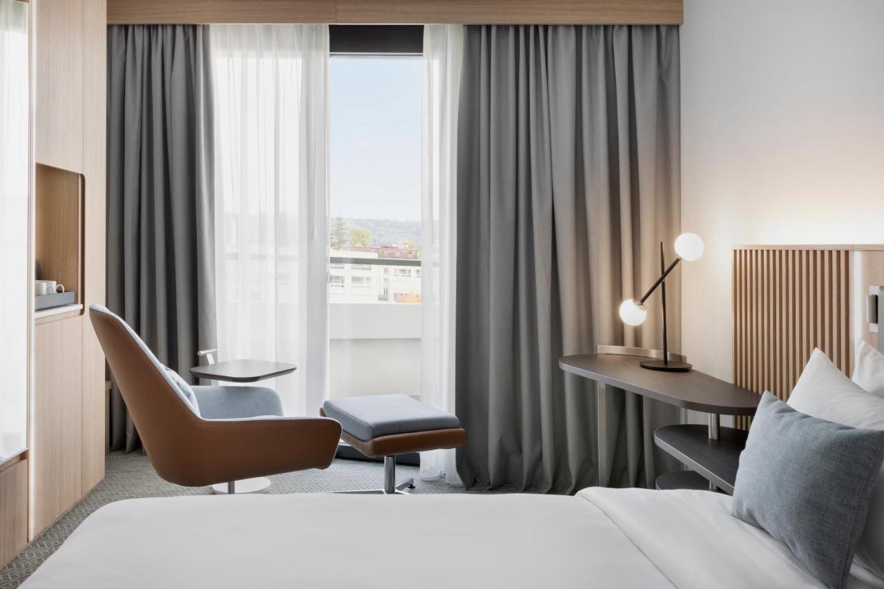 Chambre Lit King-Size - Vue sur Ville