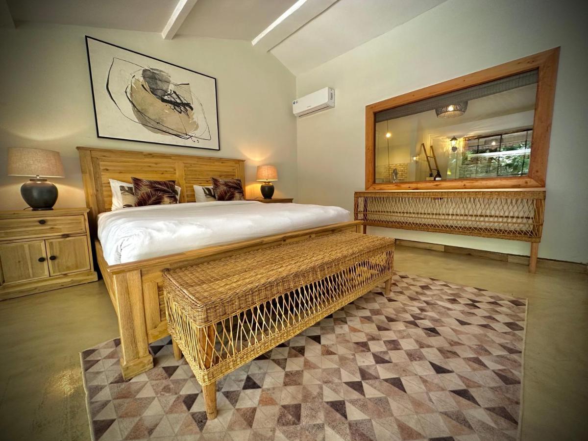 Superior King Suite