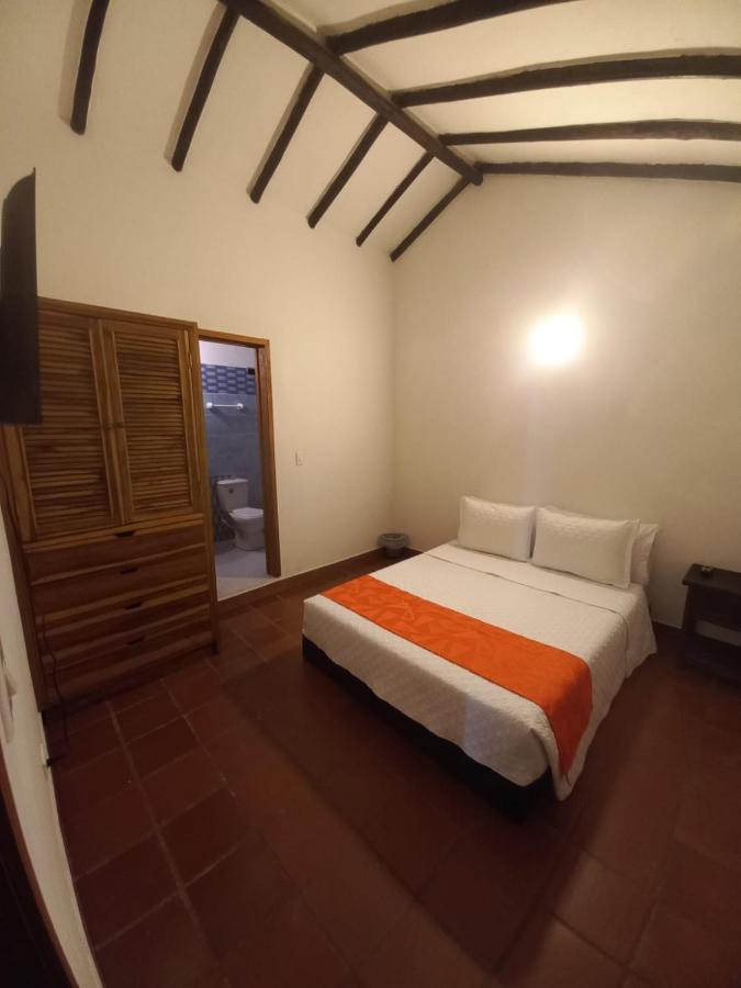 Large Double Room,1487553190:JPEG