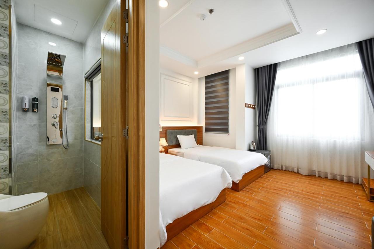 Deluxe Triple Room,1487678992:JPEG