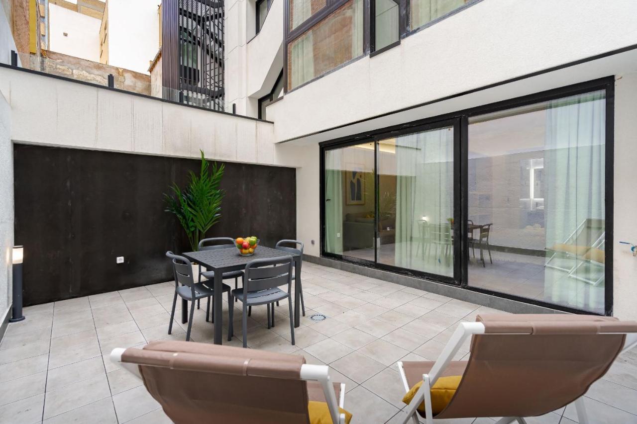 Studio with Terrace