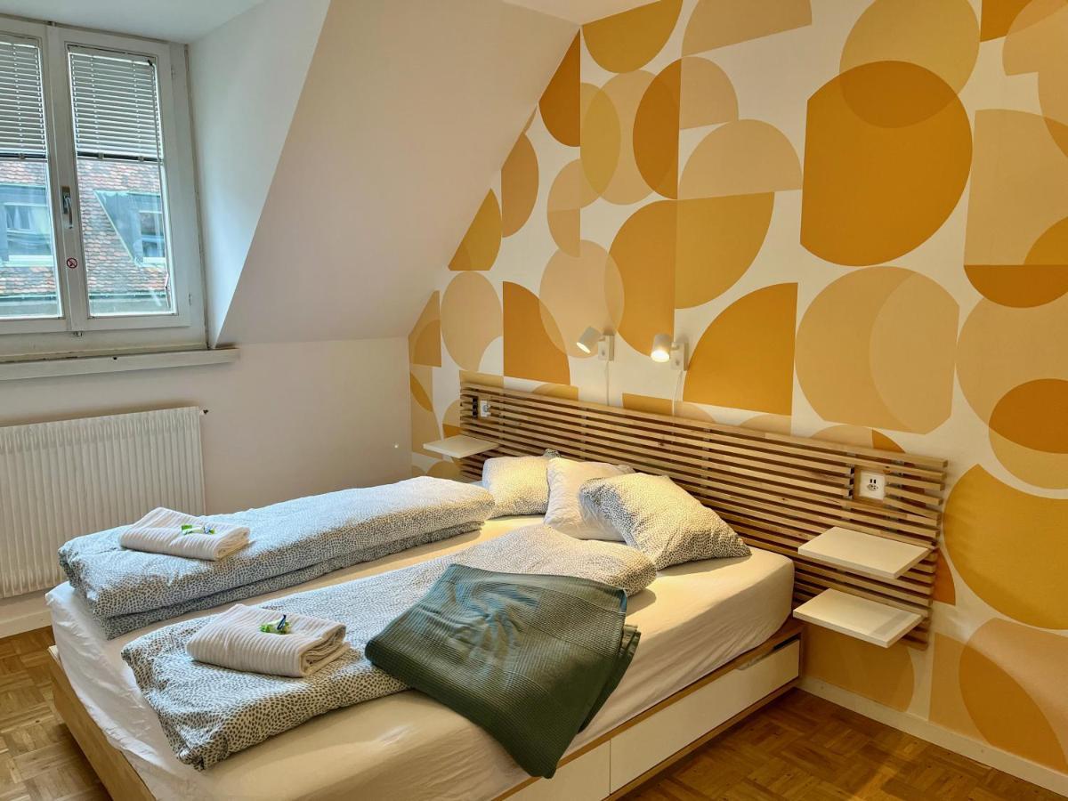 Two-Bedroom Apartment,1487830879:JPEG