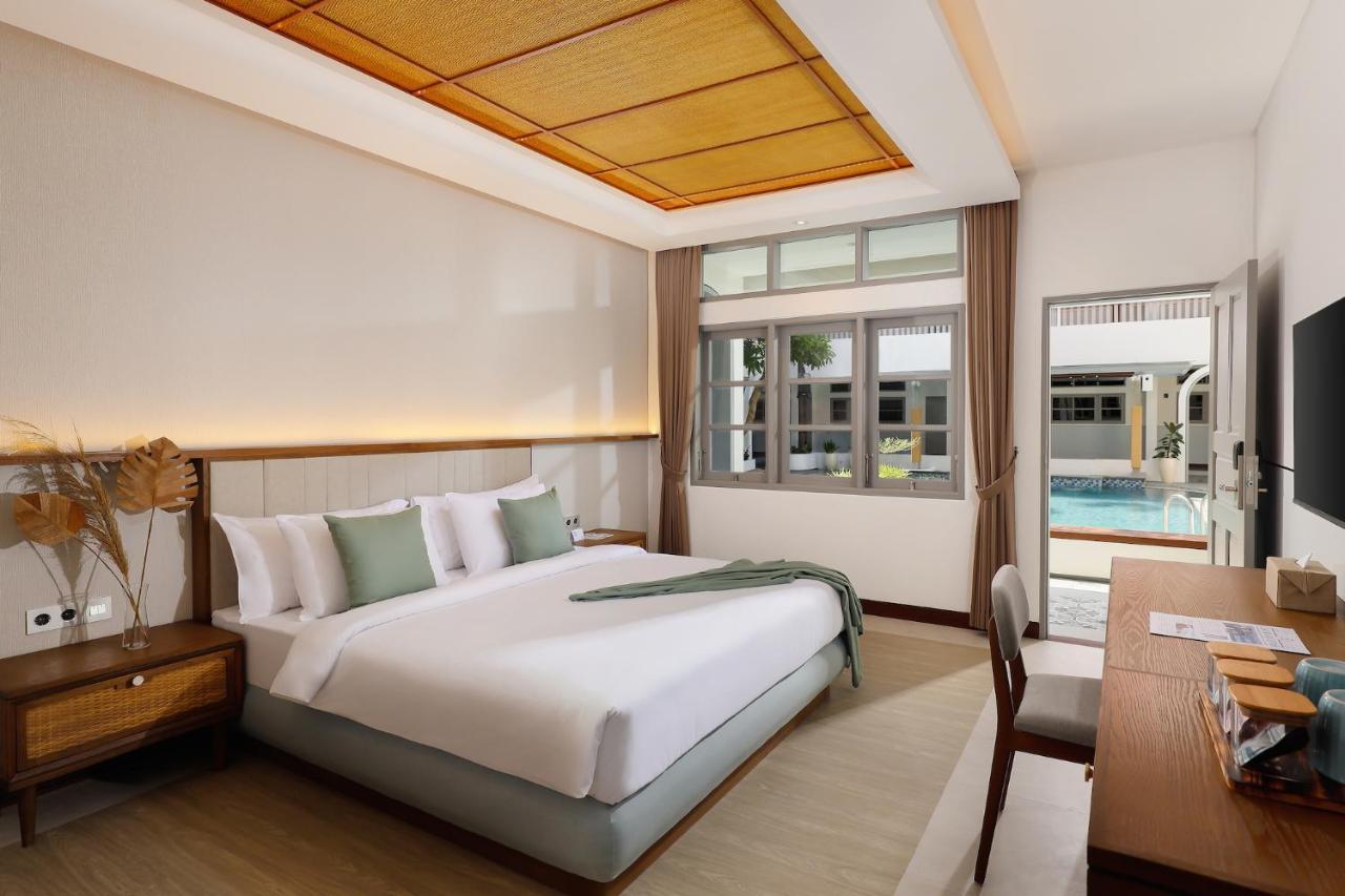 Deluxe Double Room,1487897902:JPEG