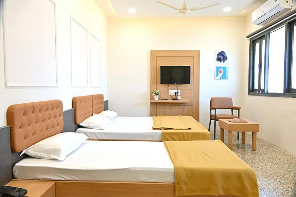 Luxury Triple Room