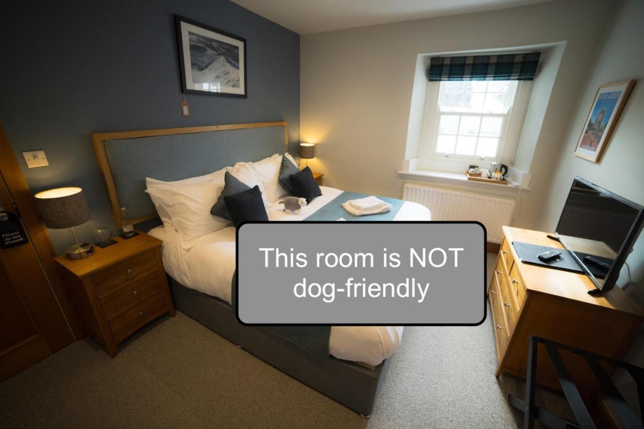 Double or Twin Room with Private Bathroom
