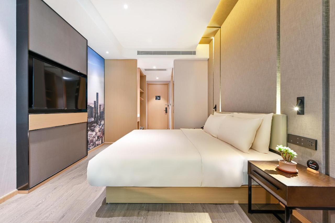 Superior Double Room with Inner Window