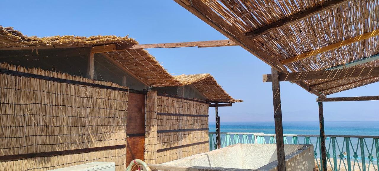 Bungalow with Sea View