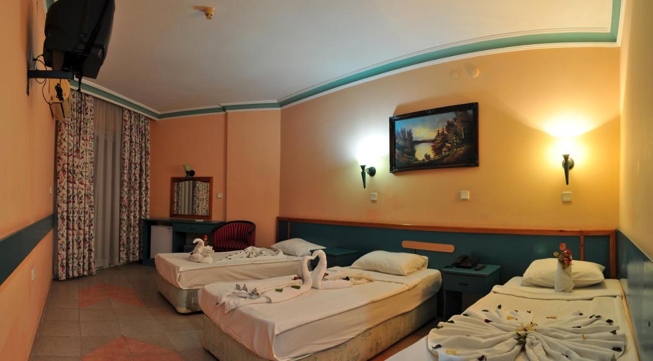 Triple Room,1491537637:JPEG