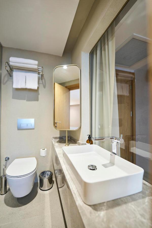 Standard Double Room,1491634069:JPEG