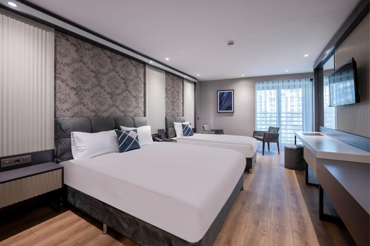 Superior Triple Room