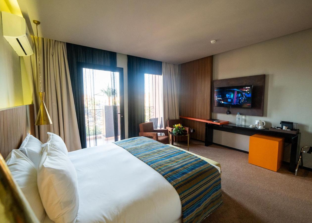 Junior Suite,1493295265:JPEG