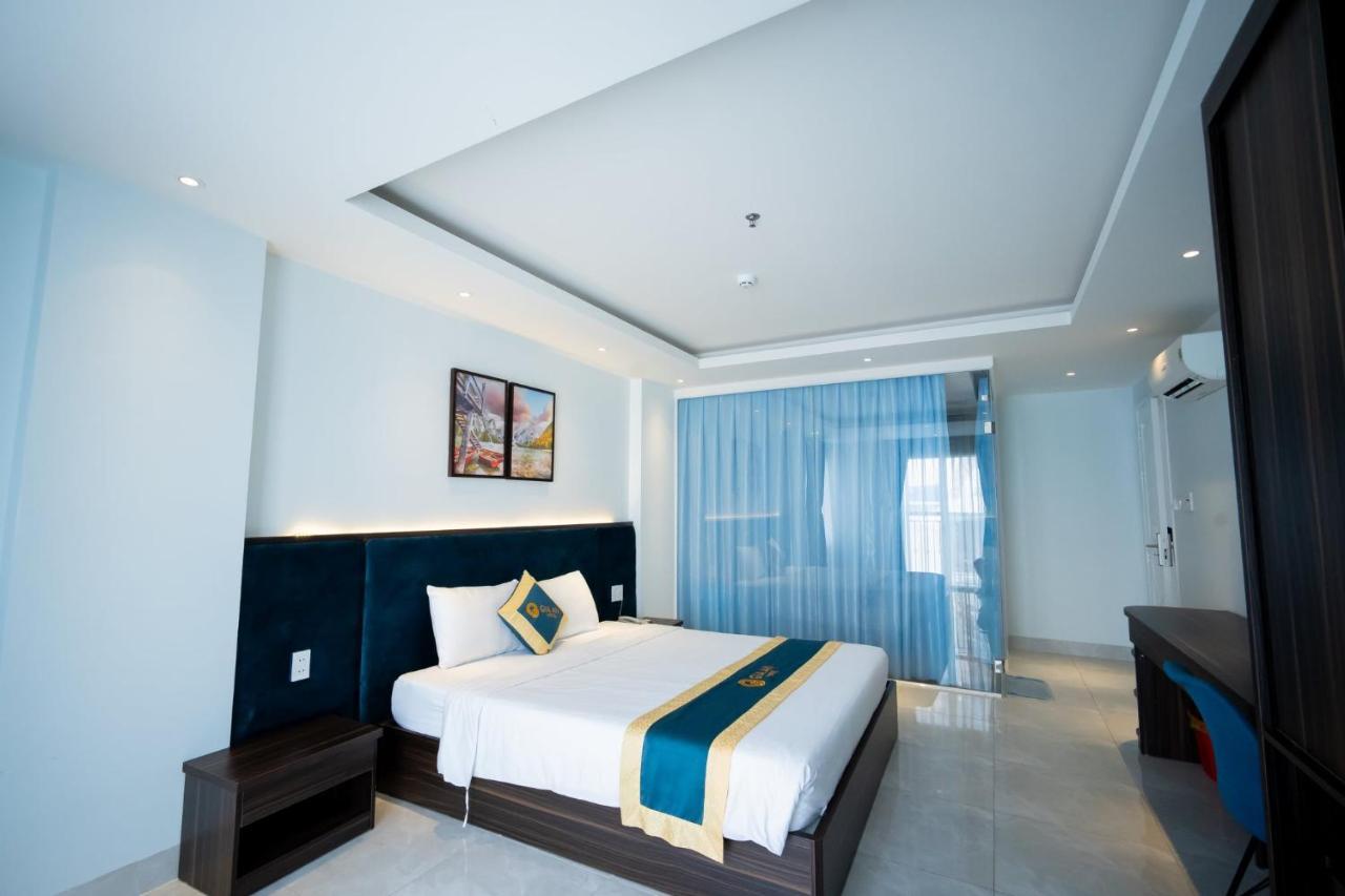 Phòng Deluxe Giường Đôi Có Bồn Tắm