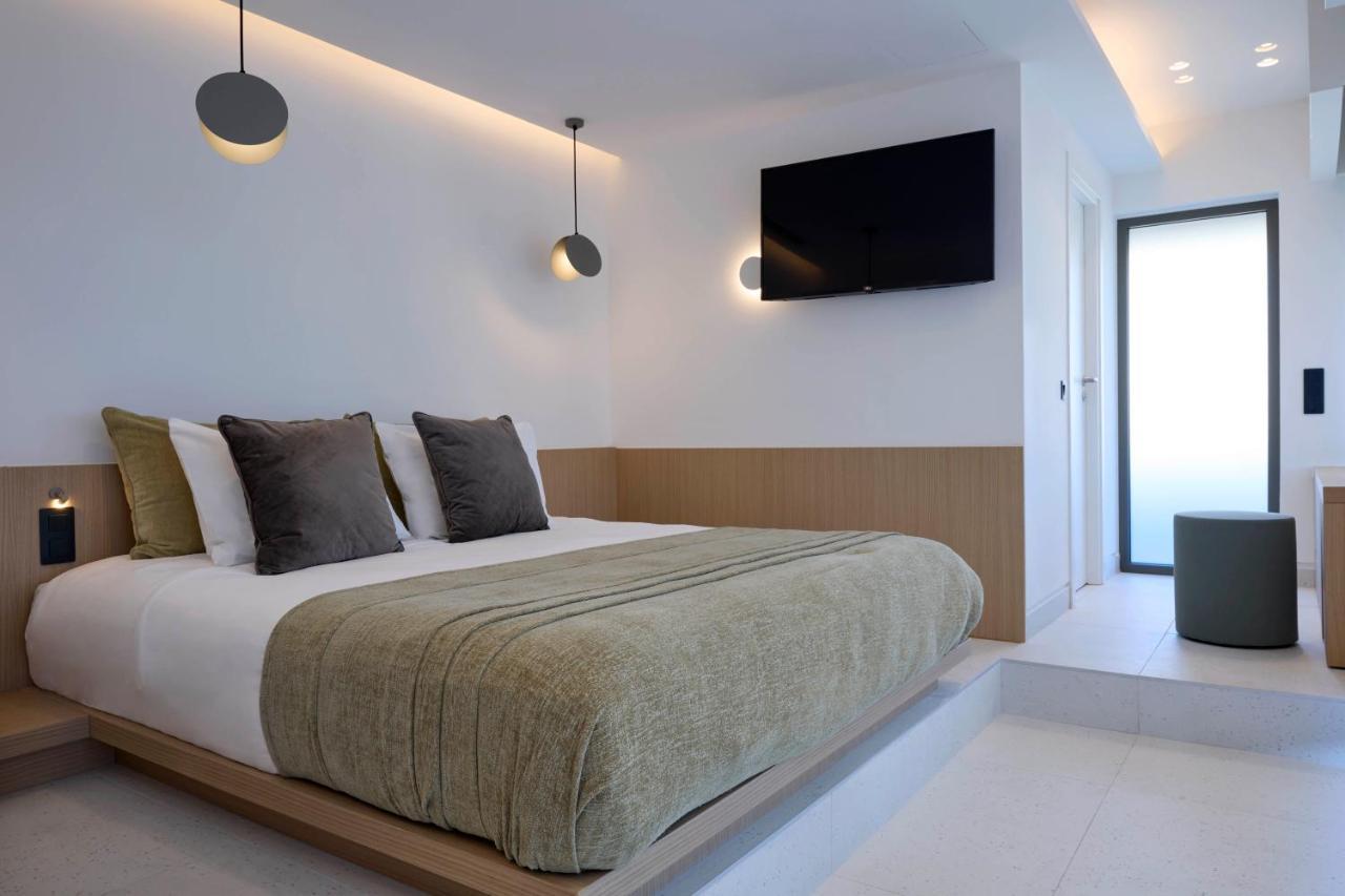 King Room with Balcony