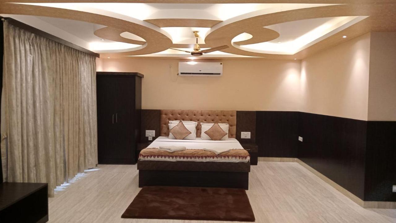 King Suite with Balcony