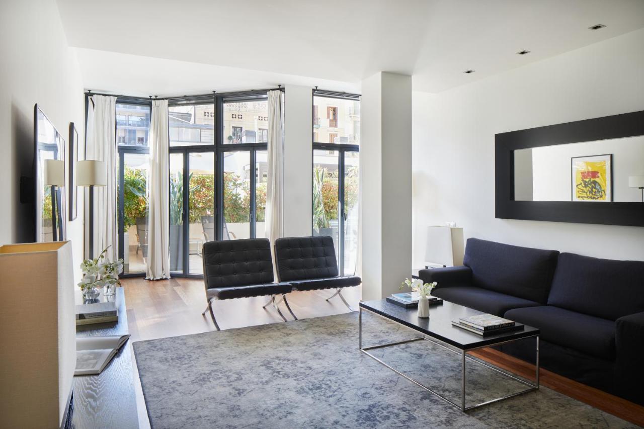 Apartman terasszal - melléképületben