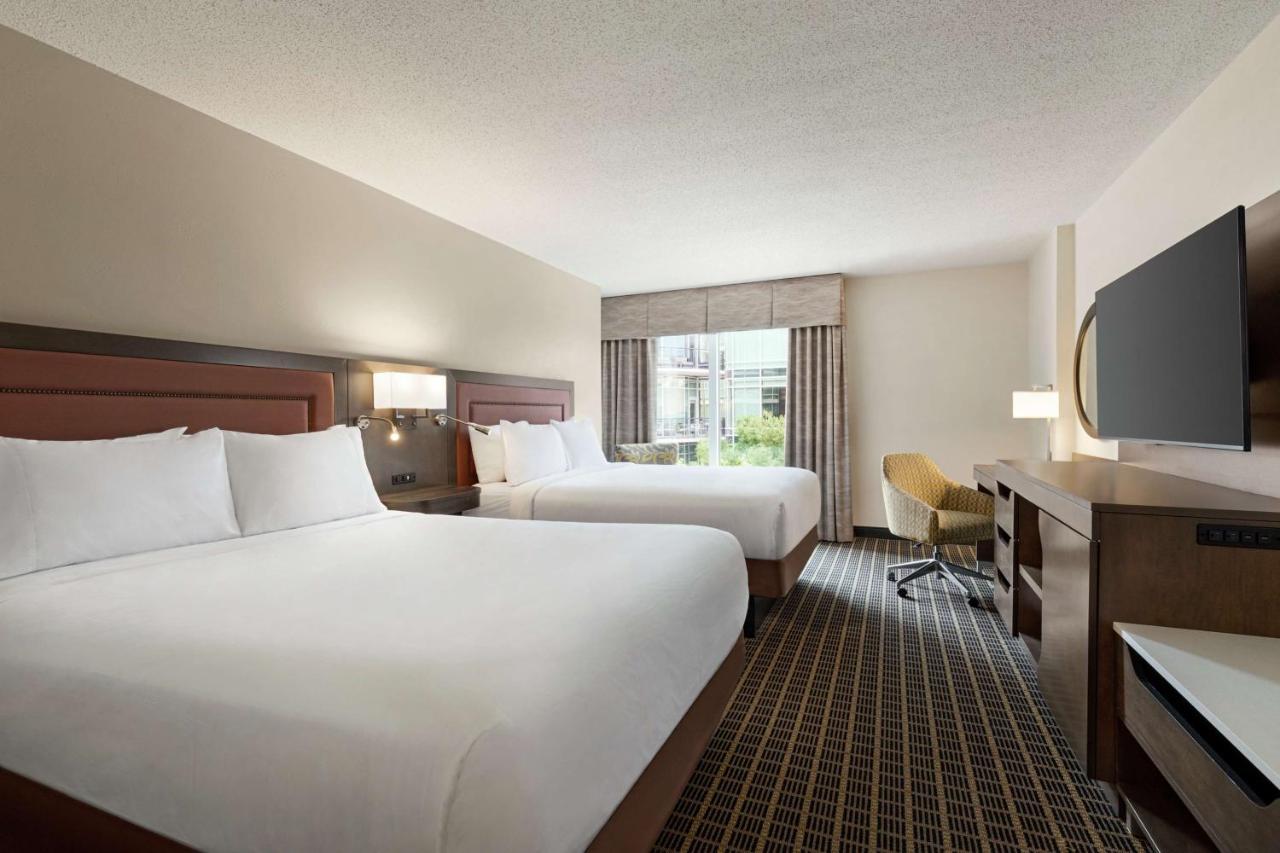 Room with Two Queen Beds - Non-Smoking
