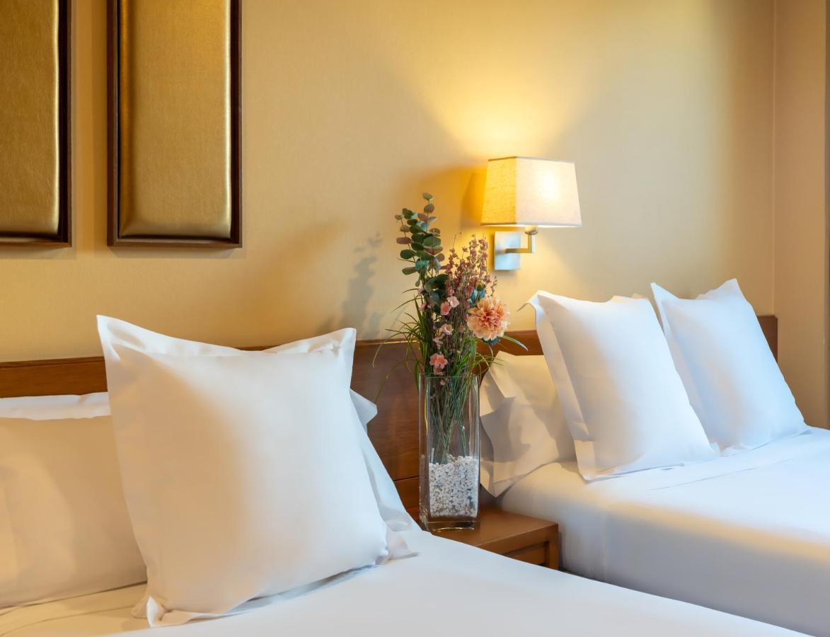 Double or Twin Room,1142671204:JPEG