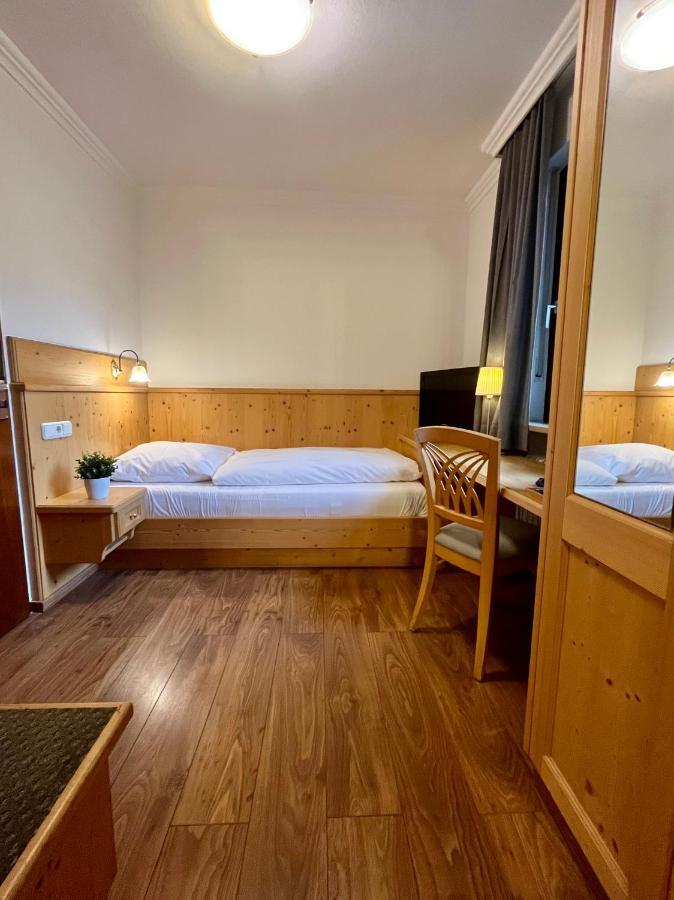Small Single Room