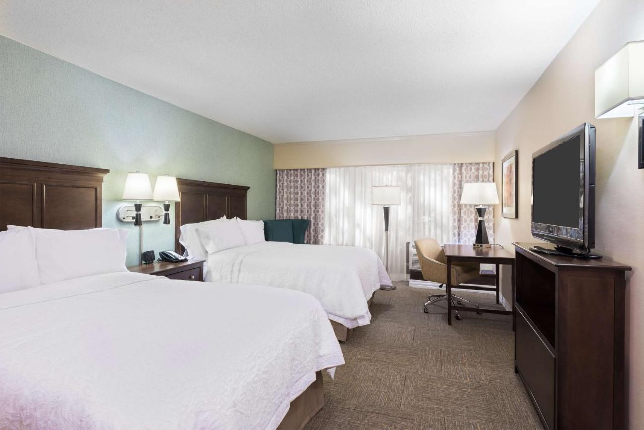 Premium Room with Two Double Beds