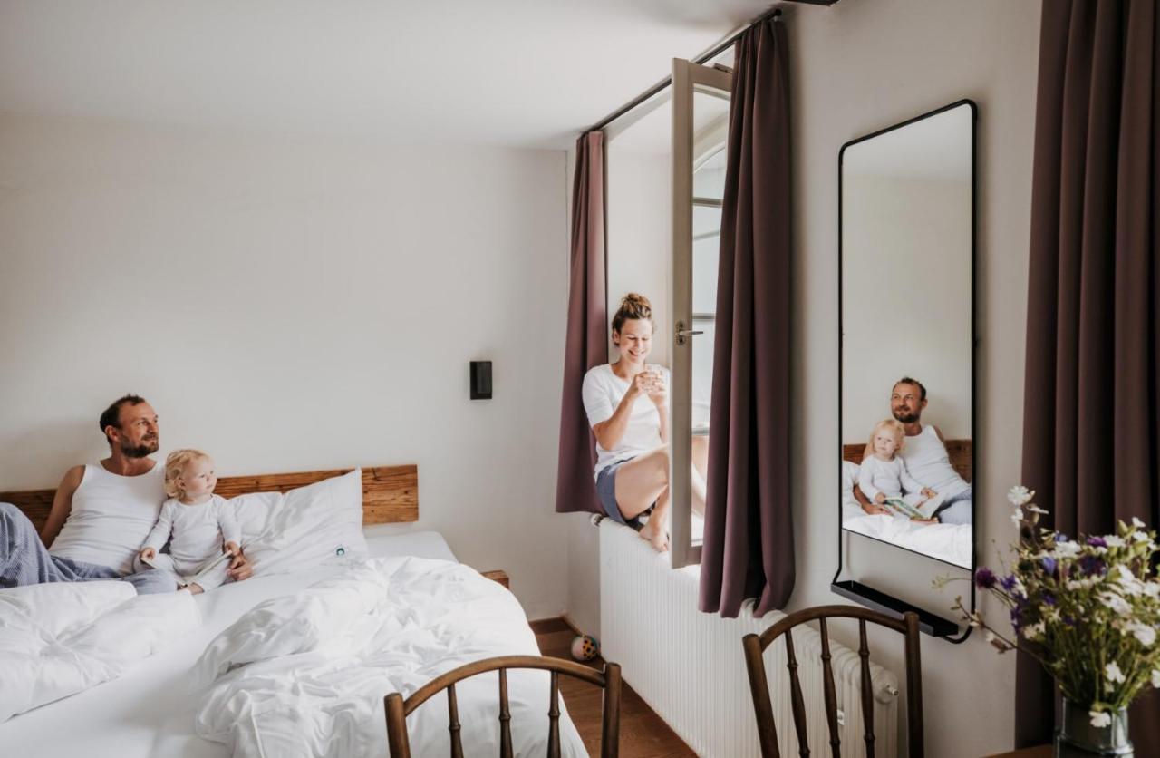 Familienzimmer mit Kochnische