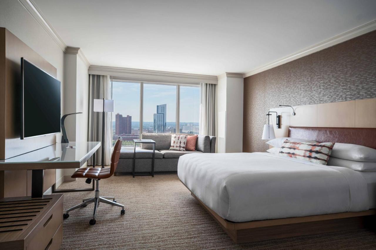 King or Double Room Harbor View,1499994325:JPEG