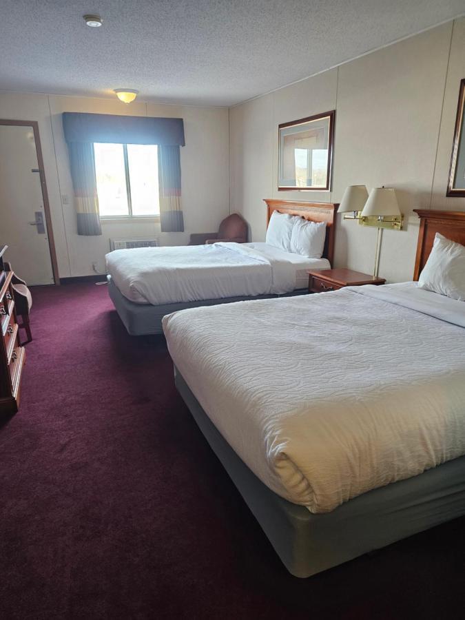 Queen Room Two Queen Beds